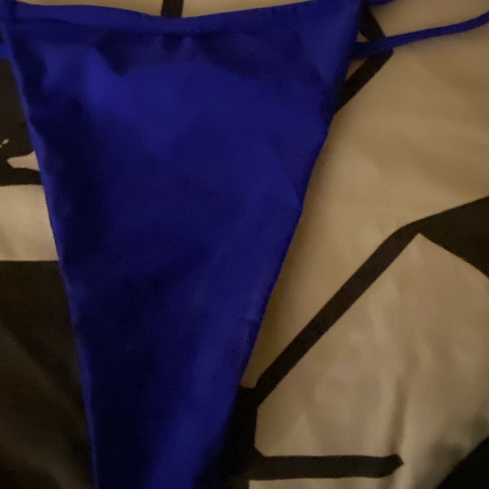 💙💙Blue Bikini set 💙💙 - Picture 3 of 4